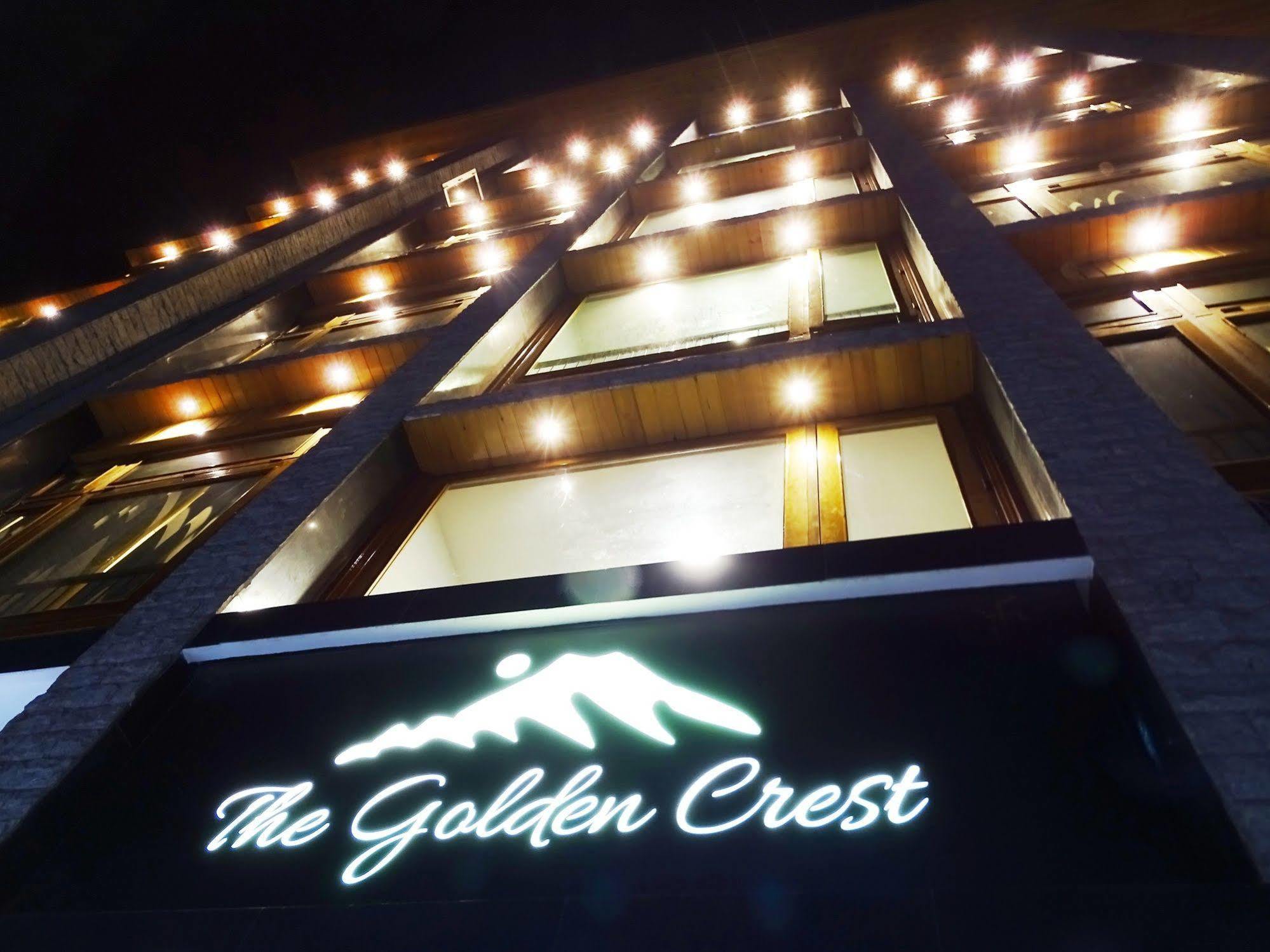 ホテル The Golden Crest ガントク エクステリア 写真